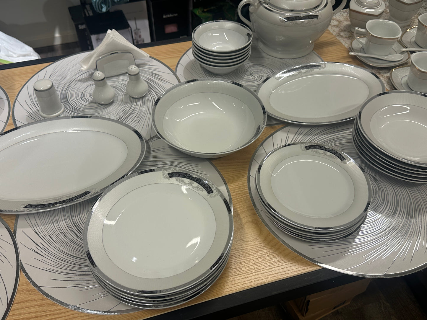72 Delar dinner set
