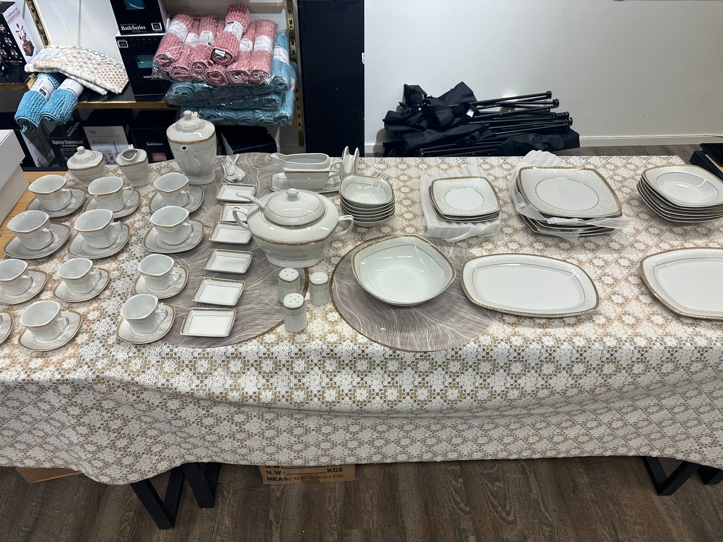 Stor 84 Delar Matbord Set