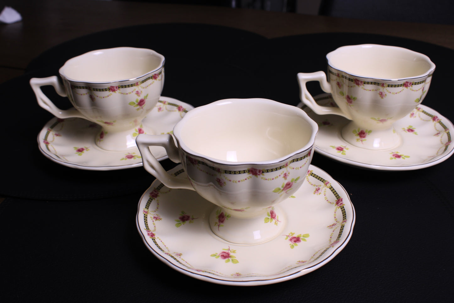 Rosa Rosor Te-kopp Set - 12 Delar