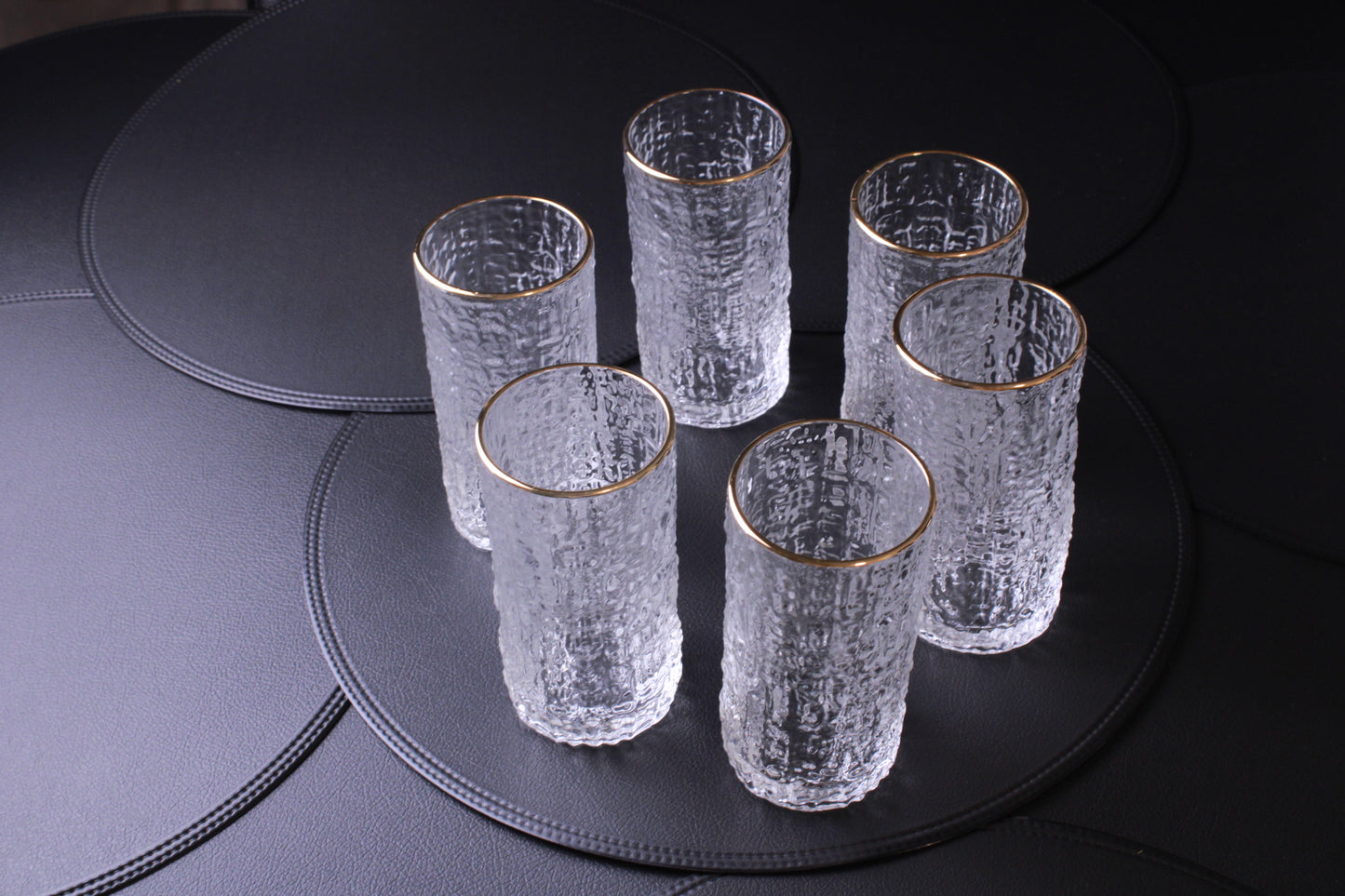 Set med 6 Guldkantade Glas – Texturerad Yta